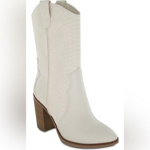 Cindy Embossed Western Cowboy Boot size 8